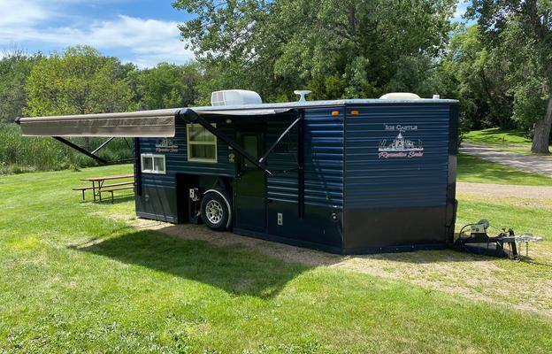 2018 Ice Castle RV Edition