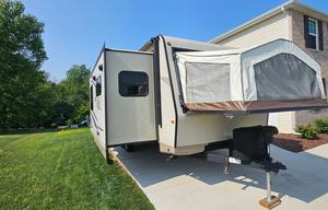 Rockwood Roo 23FL