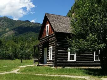 Bull River Guard Station