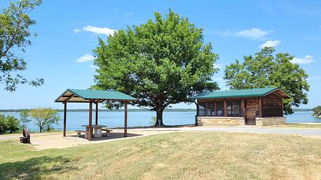 Liberty Hill (Navarro Mills Lake)
