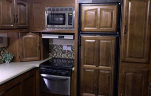 2015 Salem RV Trailer sleeps 7