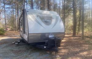 2017 Coachmen RV Freedom Express 23SE RV rental photo 9