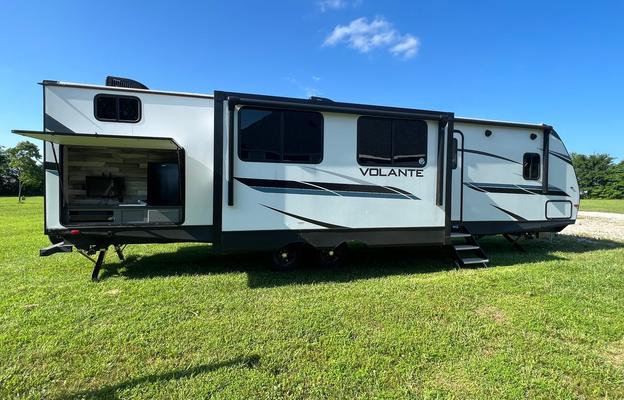 Volante - 2 Bath, King Bed & Bunk Room!