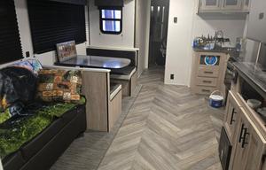 2022 Prowler 315BH RV rental photo 9