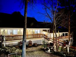 Sierra Mountain Lodge
