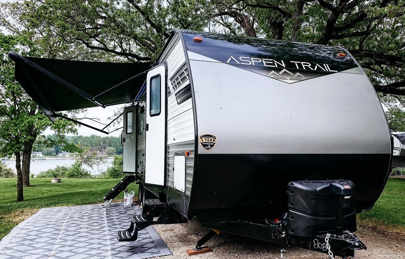 Go Explore Rentals - Bunkhouse Adventure Trailer 2022 Aspen Trail 2850BHS