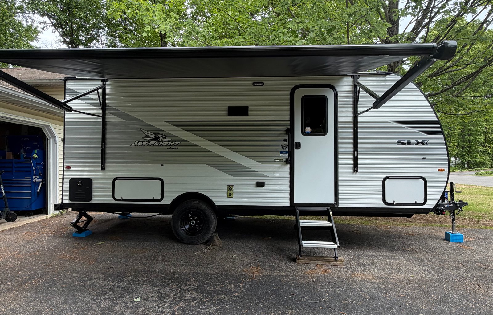 On the Road J & A RV Rentals. 2026 Jay Flight SLX