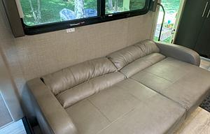 2020 Thor Motor Coach Axis 27.7