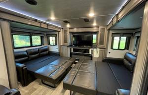 Hannah's Montana - 2021 Keystone RV Montana 3761FL