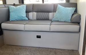 Bunkhouse & Lounge, Fully-Loaded & Turn-key Ready!