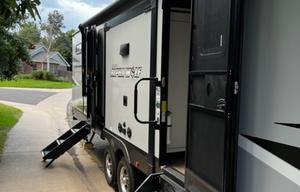 2022 Forest River RV Cherokee Alpha Wolf 33BH-L RV rental photo 20