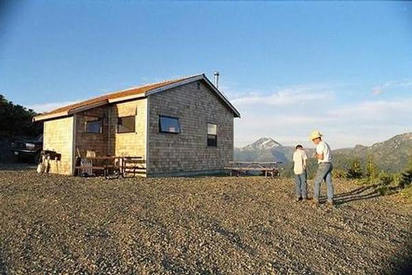 5116, Loop: AREA BEAR BASIN LOOKOUT AND CABIN