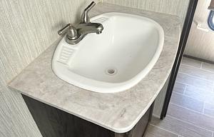 2019 Arctic Wolf 305ML6 | Sleeps 6 | 2 A/C