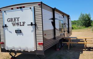 2016 Forester  Grey wolf Toy Hauler 26 ft No slide
