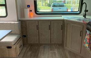 New Pearl- couples coach