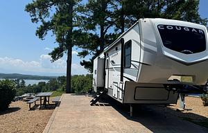 New Luxury 2 Bedroom Camper