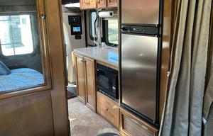 2018 Thor Motor Coach Chateau Sprinter 24FS RV rental photo 10