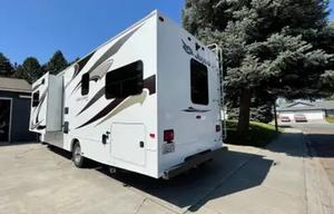 2015 Jayco Greyhawk 31FS ** BUNKHOUSE**