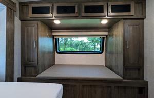 Rockwood Ultra Lite | Modern, Spacious and Cozy