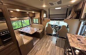 2021 Thor Motor Coach Four Winds 24F