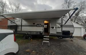 "The Gang's All Here!" Glamper Rental