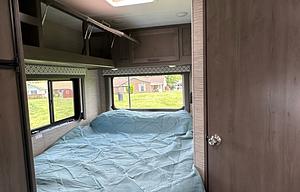 25ft Thor Coleman - Fully stocked and pet friendly