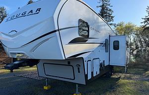 New Trailer, New Listing! 32ft Fifth Wheel