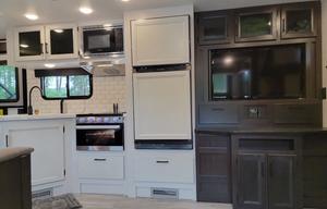 "Get Lost RV" 2023 Jayco Jay Feather 27BHB