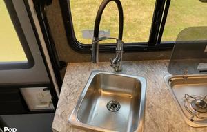 2018 Fleetwood RV Pulse 24B RV rental photo 6