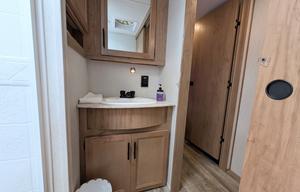 Cherokee Arctic Wolf | Luxury 5th Wheel Bunkhouse