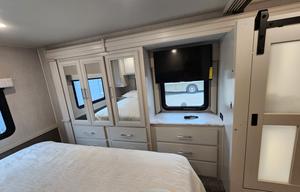 Luxury RV Adventure: Rent the Eclipse 34J Class A!