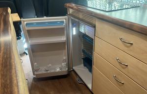 Biggski Camper Van