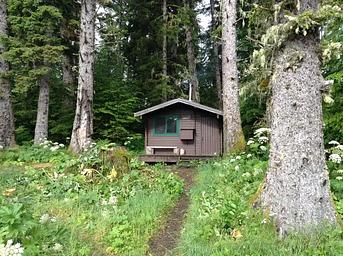 BRENT'S BEACH CABIN 3