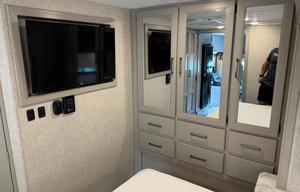 2025 American Coach Thor Motor Coach geniva RV rental photo 18
