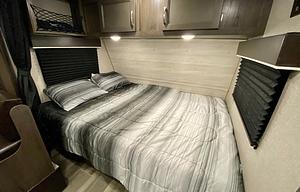 21' Bunkhouse - Pet Friendly - Delivery Available