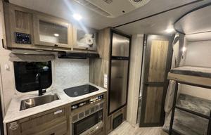 The Little Hauler 3,700 lb Bunkhouse