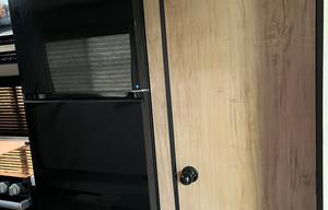 Toy hauler and pet friendly rv!