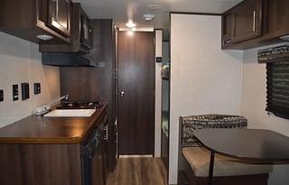 2019 Jayco Jay Flight SLX 7 174BH RV rental photo 3