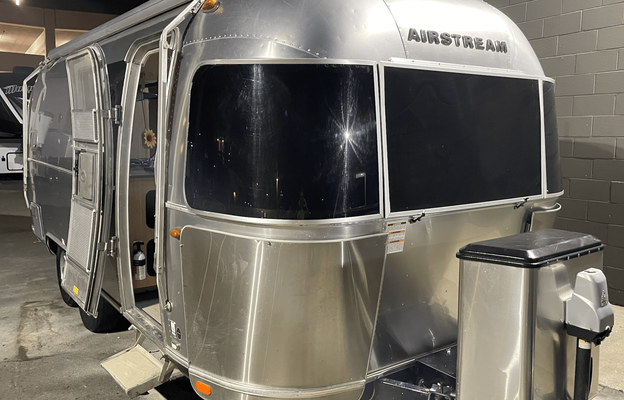 2016 Airstream RV Flying Cloud 23D