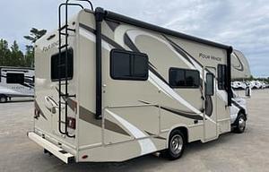 2020  Four Winds 23U $195/night