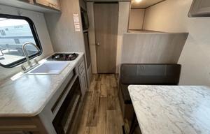 2024 Dutchmen RV Coleman Lantern LT Series 17B