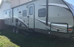 2016 Coleman 3015BH (delivery and pick up by owner)
