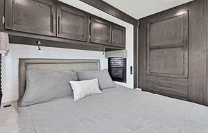 Coastal Charms Class C Cruiser