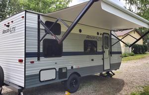 Betty's Bunkhouse!  2021 Gulf Stream Ameri-Lite