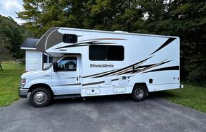 Minnie Winne - For a reliable and fun road trip!