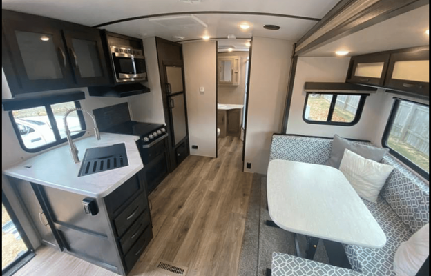 Trailer Swift