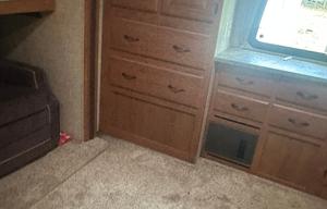 2013 Keystone RV Sprinter 323BHS RV rental photo 7