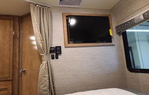 2021 Thor Motor Coach Quantum LH26