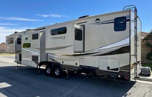 2021 Jayco Pinnacle 38FLGS