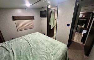 Spacious & Family-Friendly Adventure RV